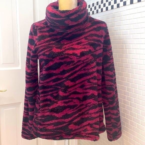 Zella burgundy and black fuzzy turtleneck sweatshirt/ tunic. Size XS. NWT. - Picture 1 of 13